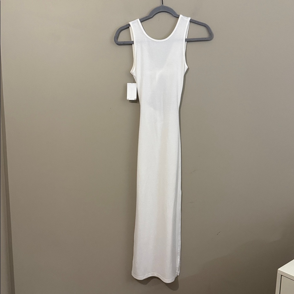 NWT- Elan Maxi Front Twist Cutout Dress, Cream, XS